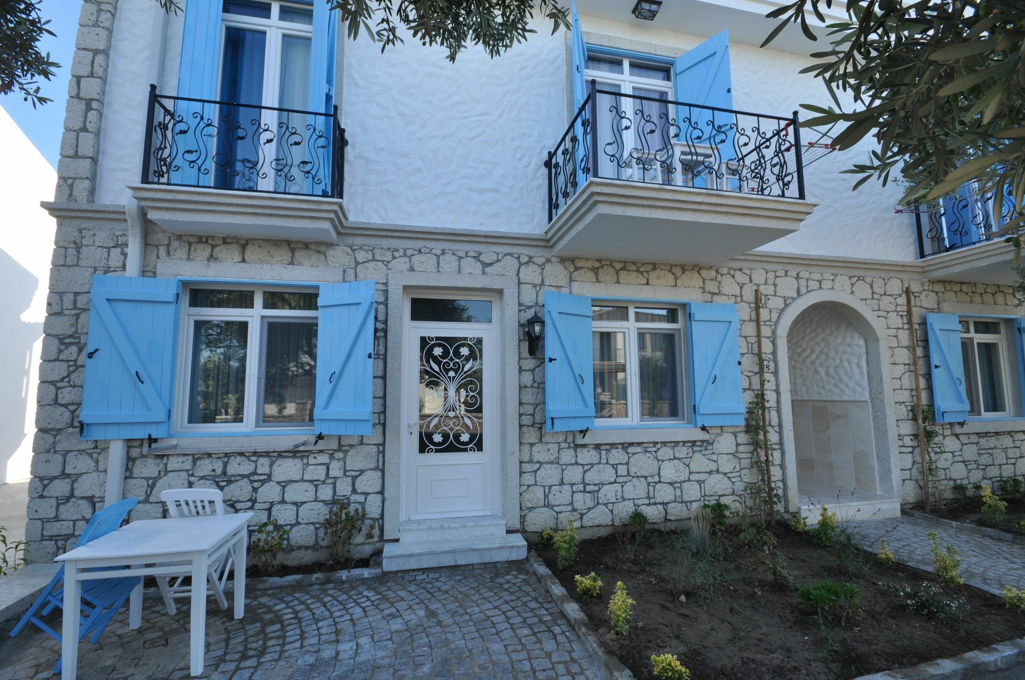 Zeytin Arasi Apart Otel Ayvalik Exterior photo